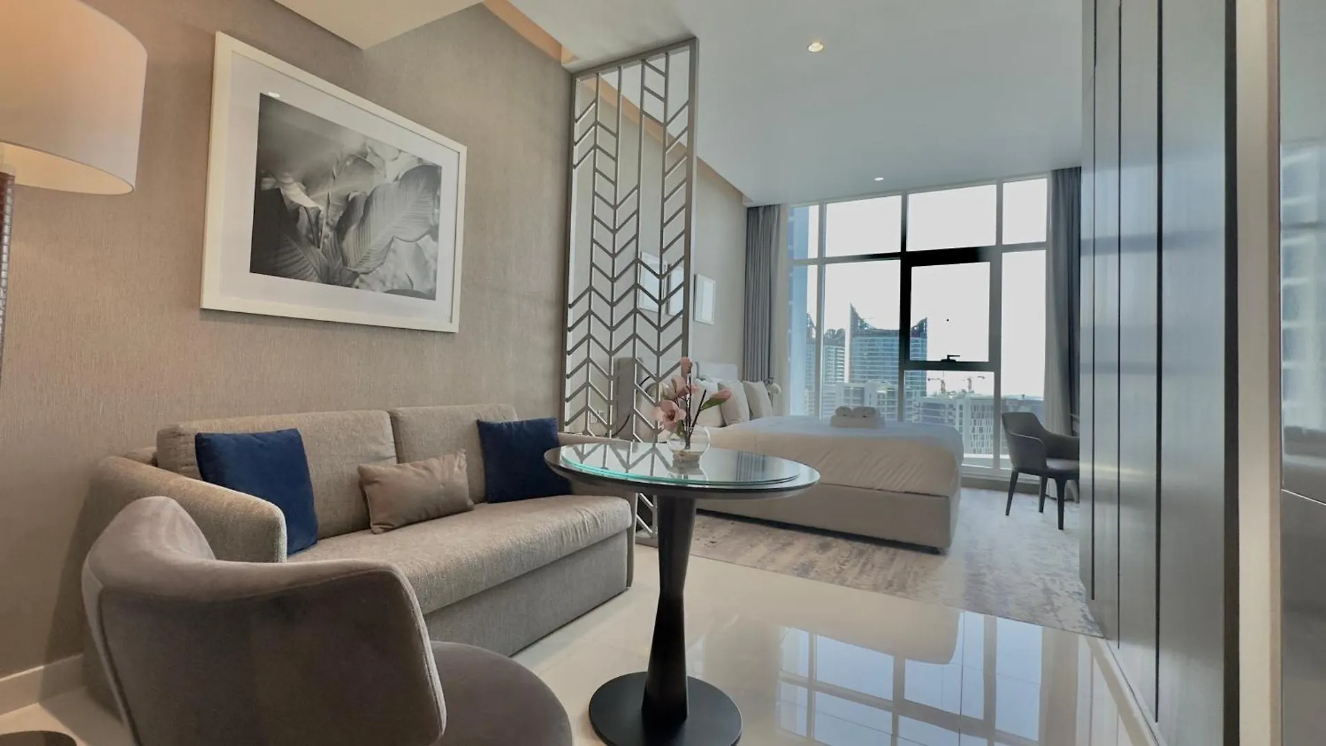 Sleek & Stylish Studio At Damac Maison Prive By Bhavan Vacation Homes Dubai